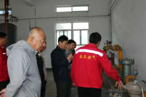 拜泉县相关领导考察海口雄杰绘画艺术培训有限公司燃气